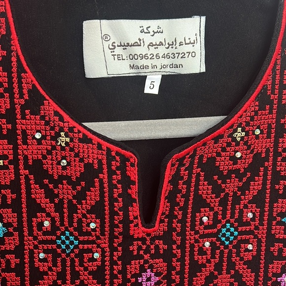 Palestinian thobe embroided tatreez (9-12 years old) - Picture 3 of 5